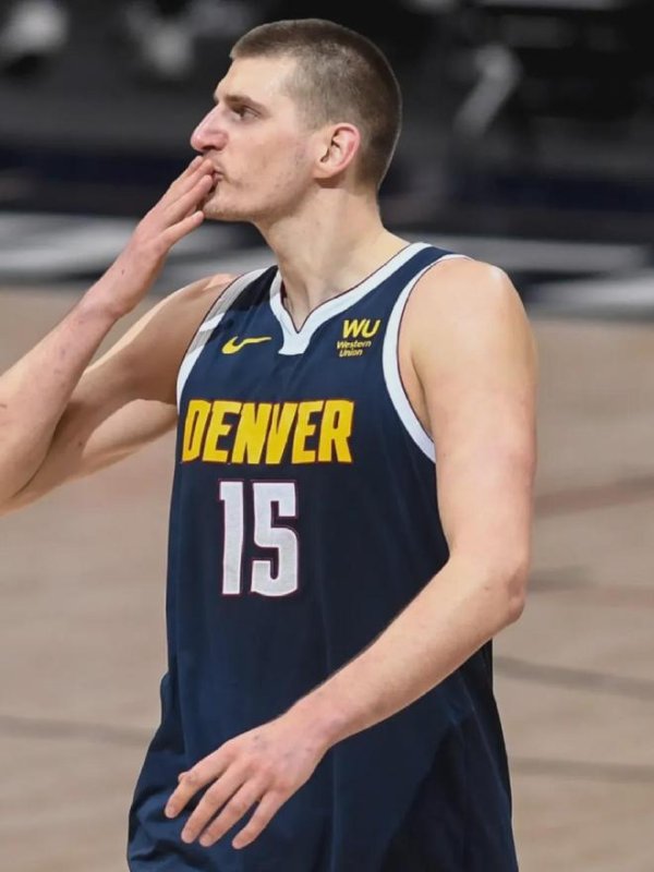 Các đội NBA bắt đầu ngay bây giờ để nhường chỗ cho các đại lý miễn phí vào năm 2027 và kế hoạch Lake