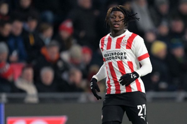 Ảnh: Dortmund và Leverkusen và các đội khác quan tâm đến tiền đạo Eindhoven John Bakayoko